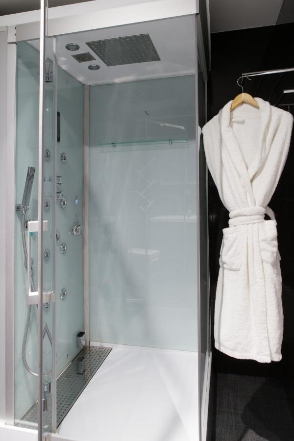 Single Room,1176777526:JPEG