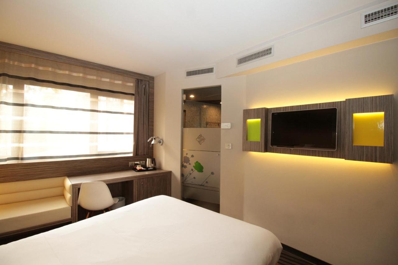 Single Room,1029928069:JPEG
