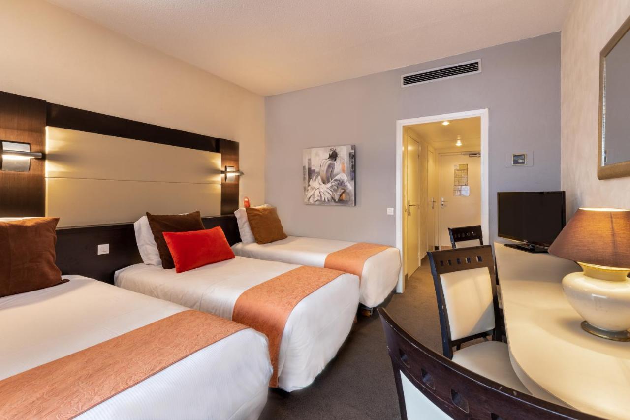 Triple Room with Balcony