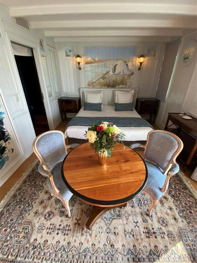 Superior Room - Partial Sea View,1085634634:JPEG