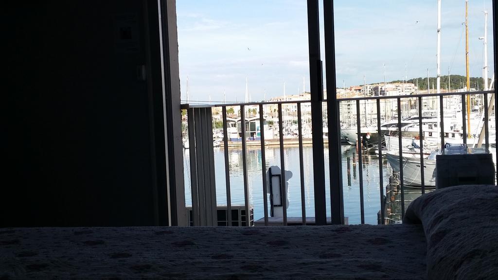 Double or Twin Room Port View