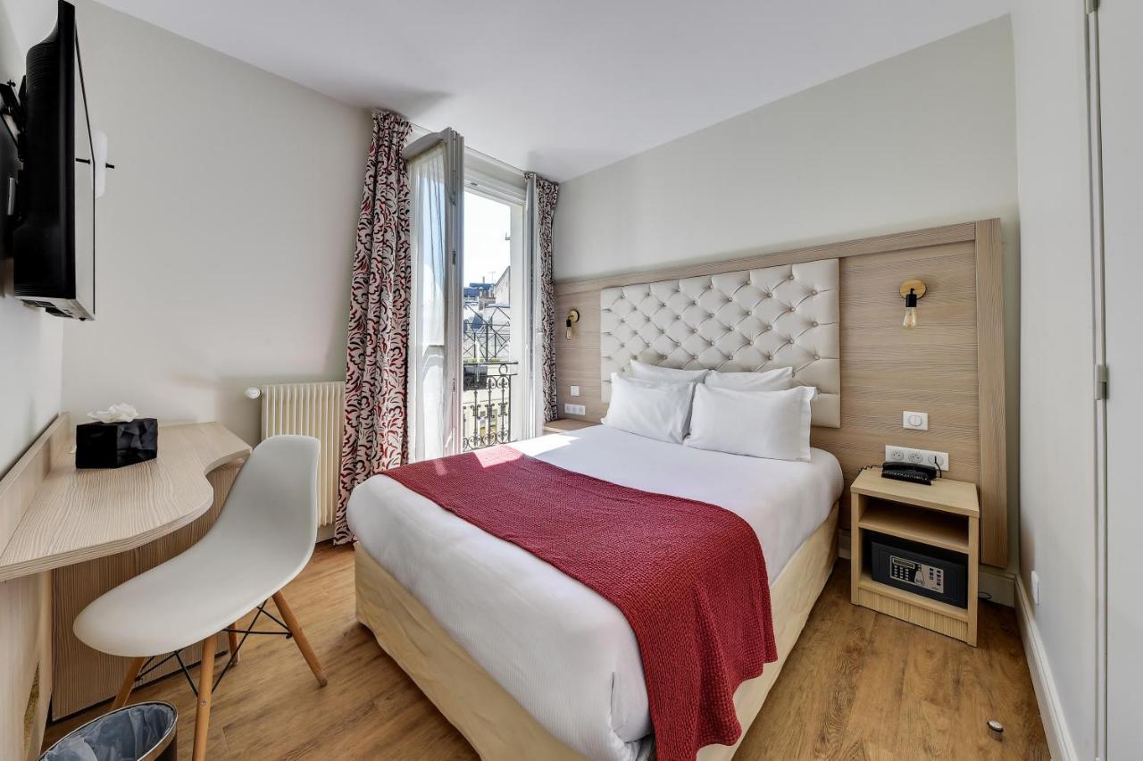 Two Rooms next to Each Other,1584398916:JPEG