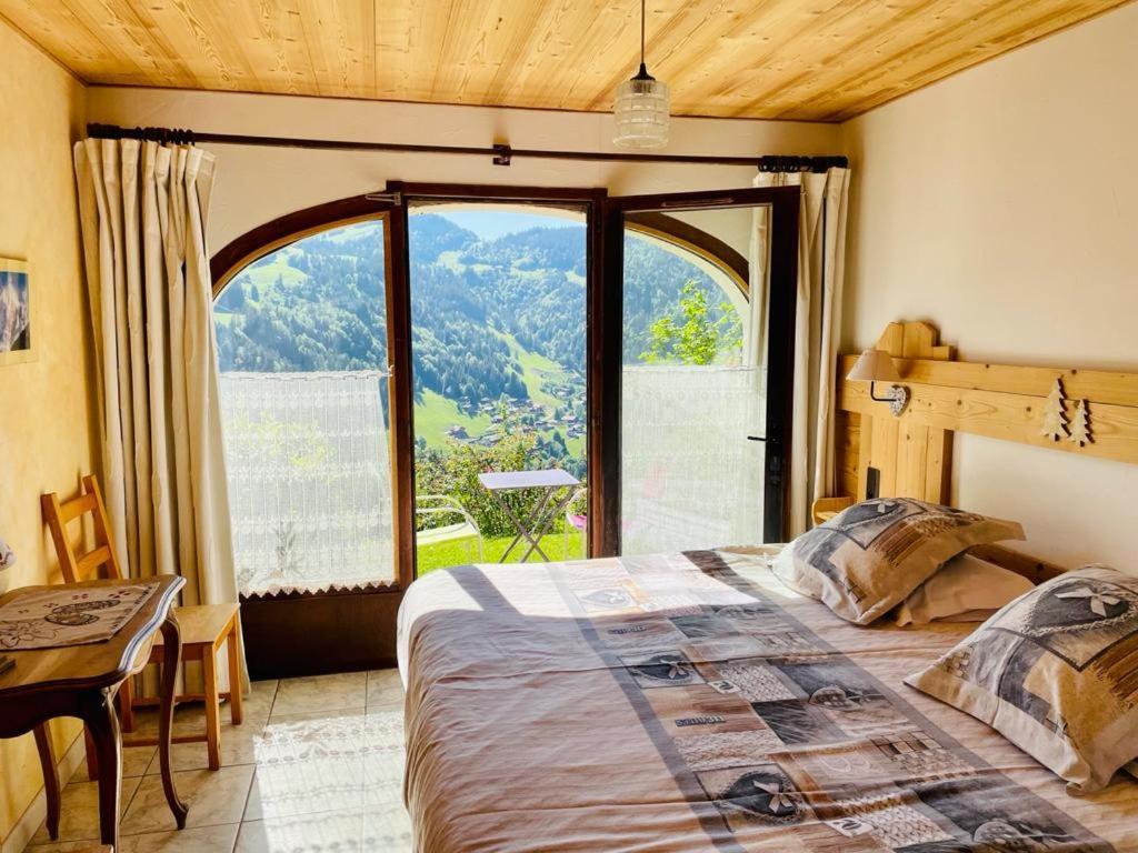 Double or Twin Room Mountain View
