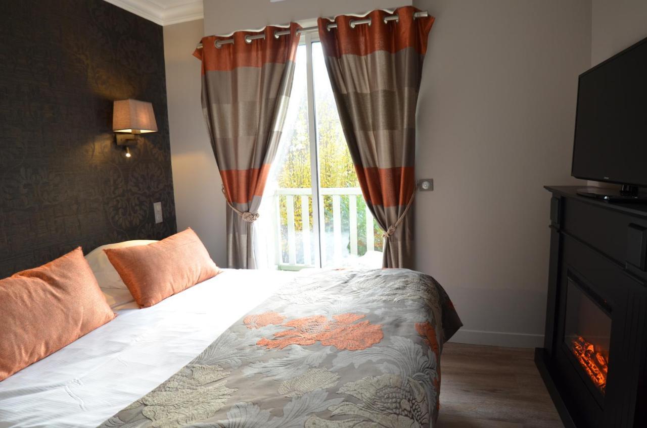 Balneo or Bathtub Room Lounge