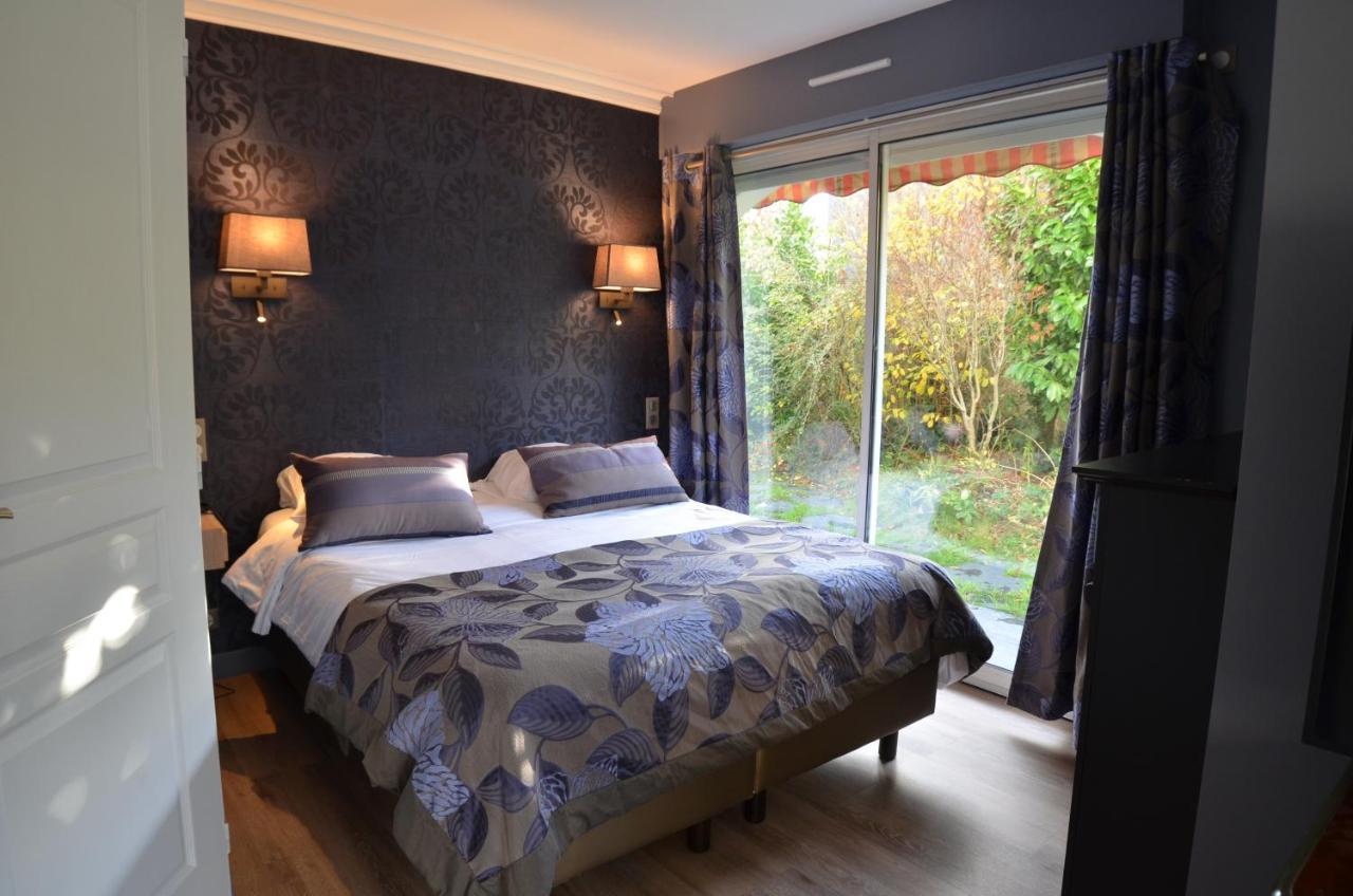 Balneo or Bathtub Room Lounge