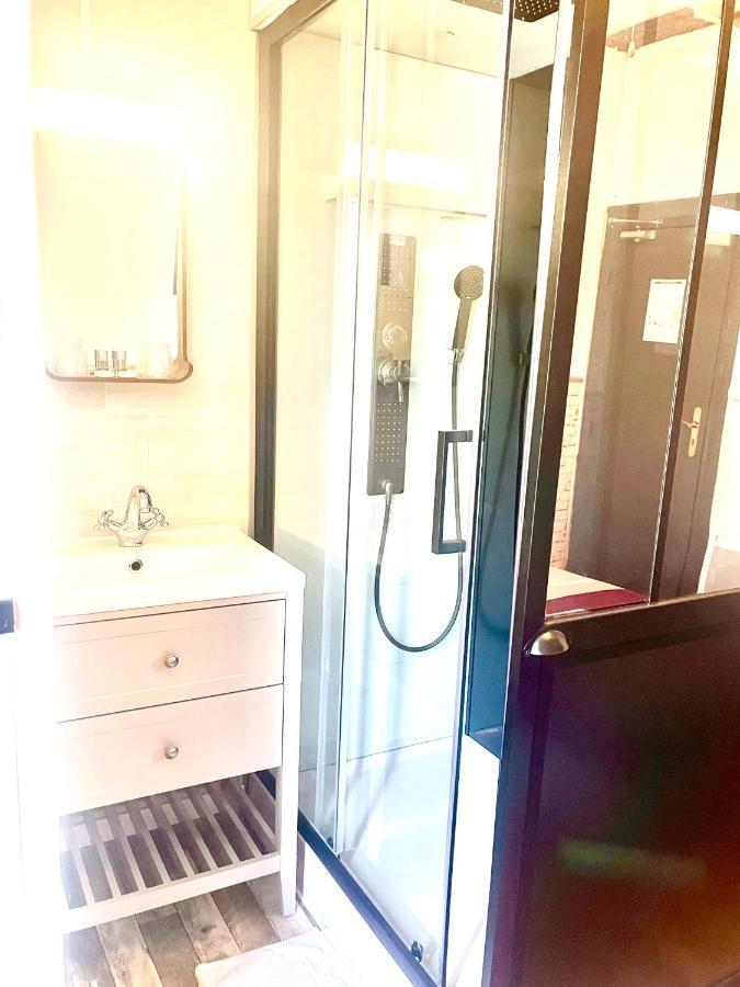 Standard Double Room,1182673666:JPEG