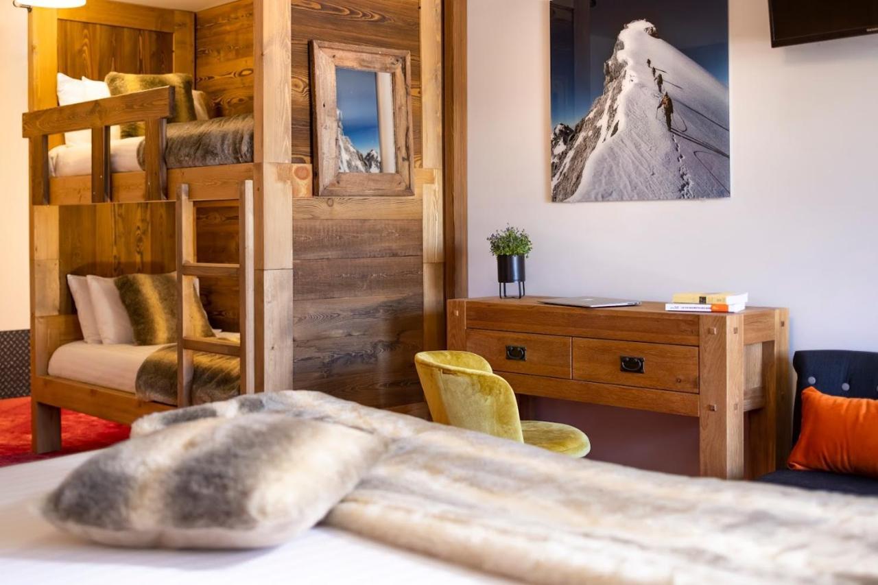 Quadruple Room with Balcony for 3 Adults  (13 years and older),1152967791:JPEG