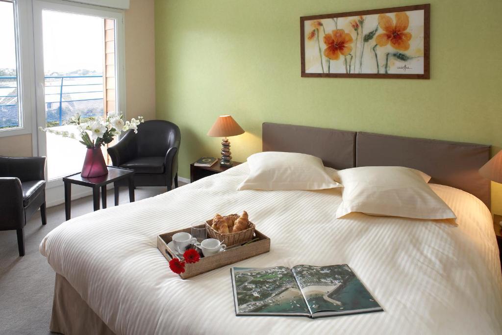 Double Room with Balcony,14040150:JPEG