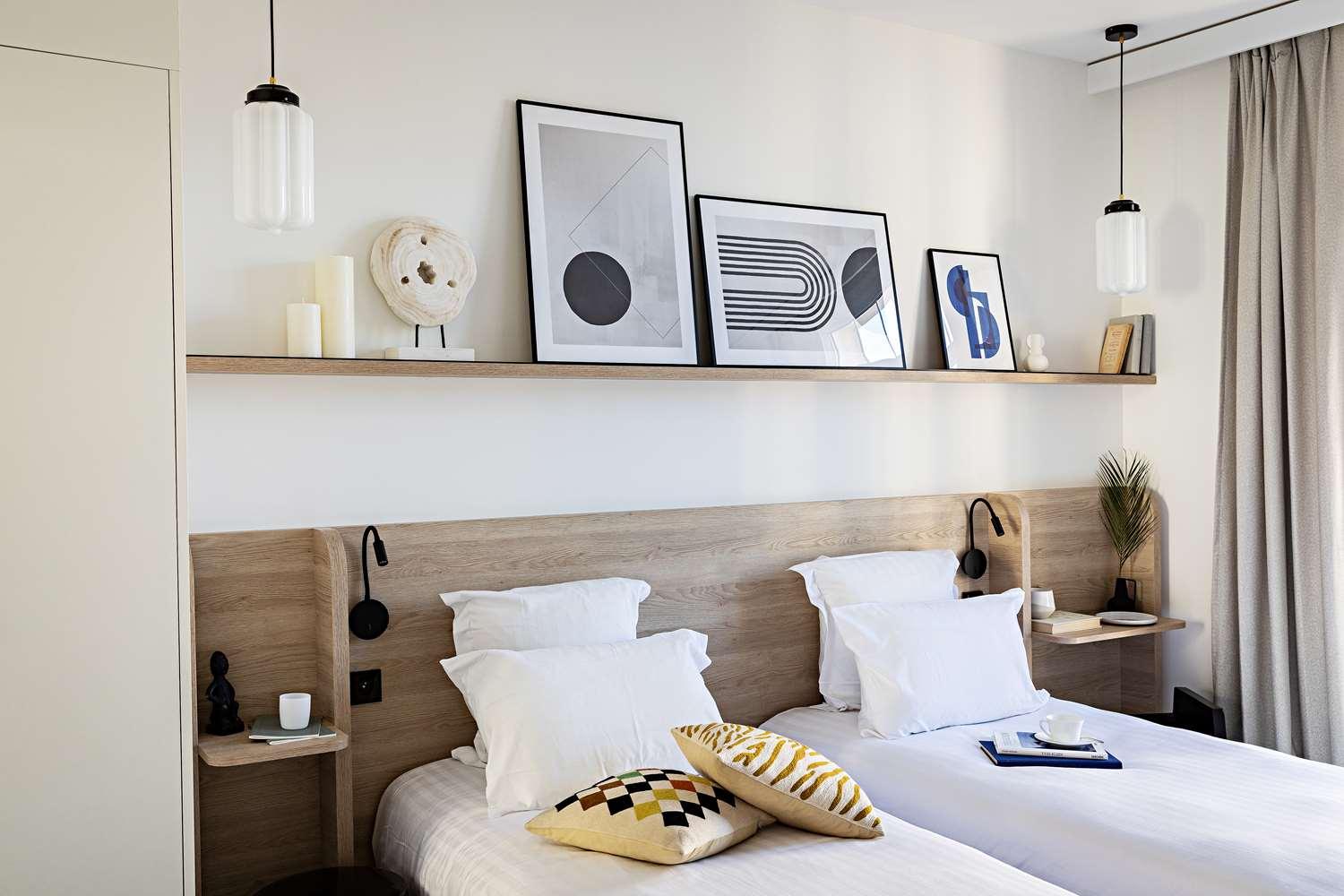 Quarto Superior com 2 Camas de Solteiro - Não Fumantes
