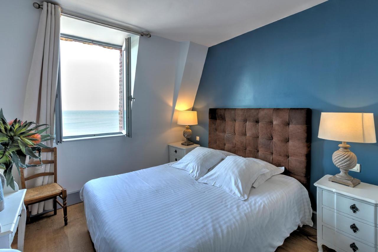 Double Room Shower Sea View Third Floor