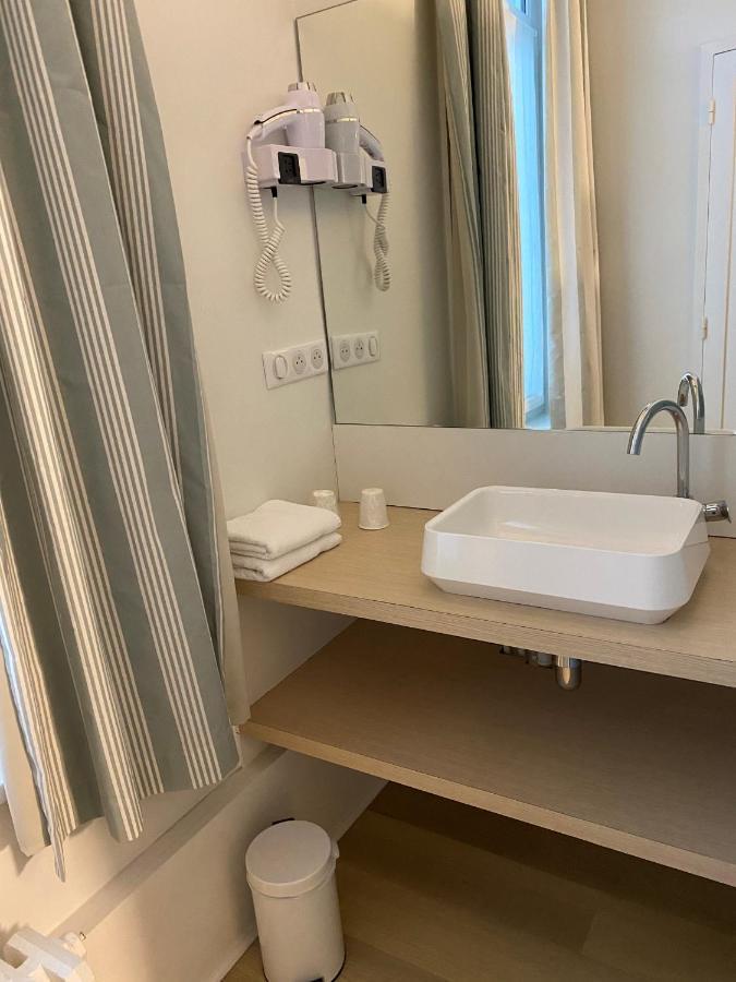 Double Room,1590345091:JPEG