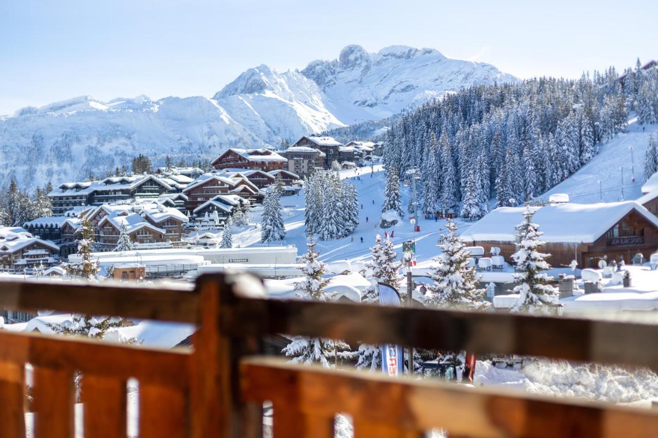Comfort Room Balcony Slopes or Valley View