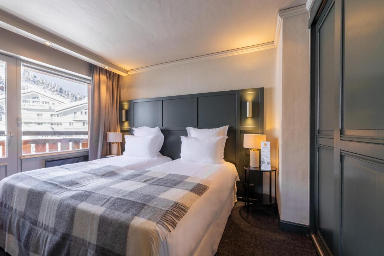 Comfort Room Balcony Slopes or Valley View