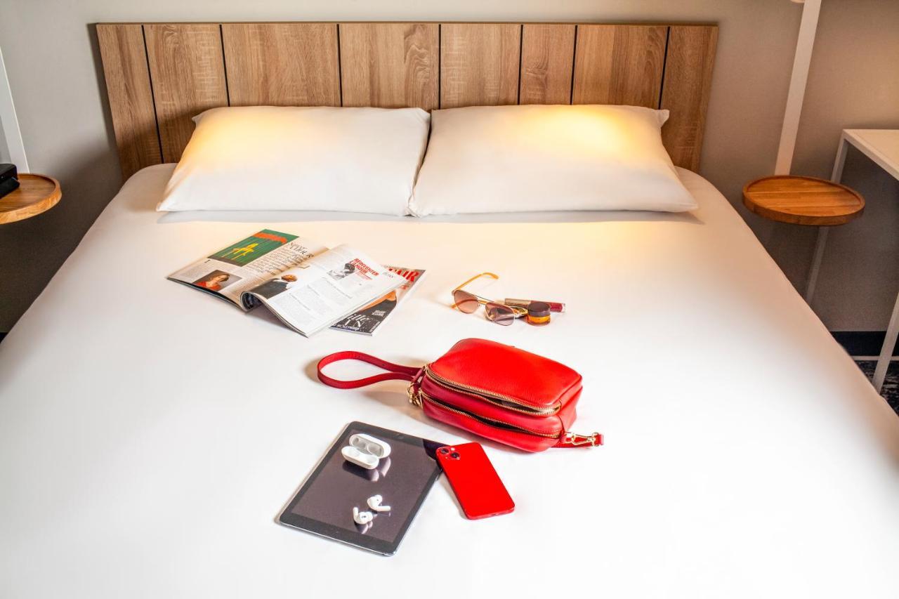 Standard Double Room,1176611353:JPEG