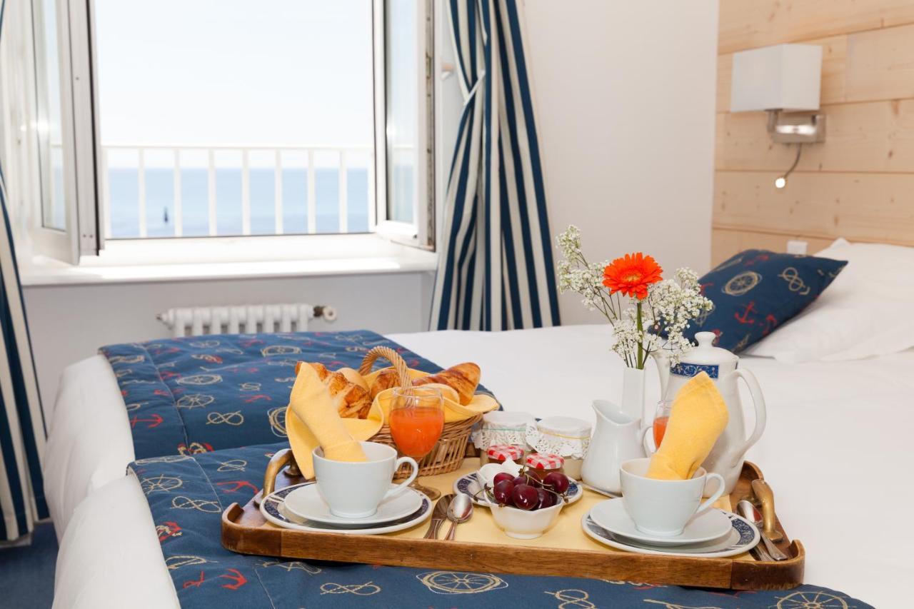 "Ile De Sein" Room Sea View