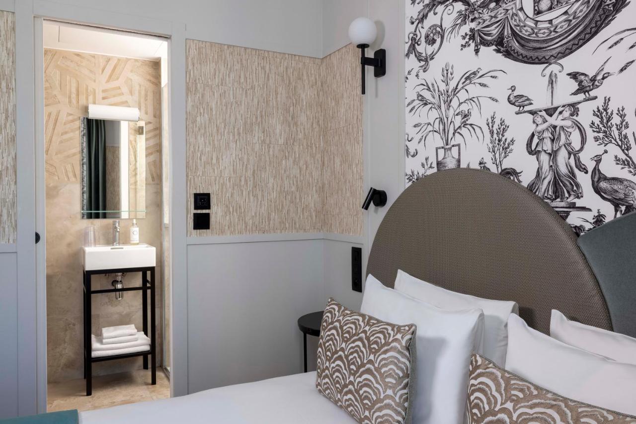 Quarto Comfort com Cama de Casal ou 2 de Solteiro