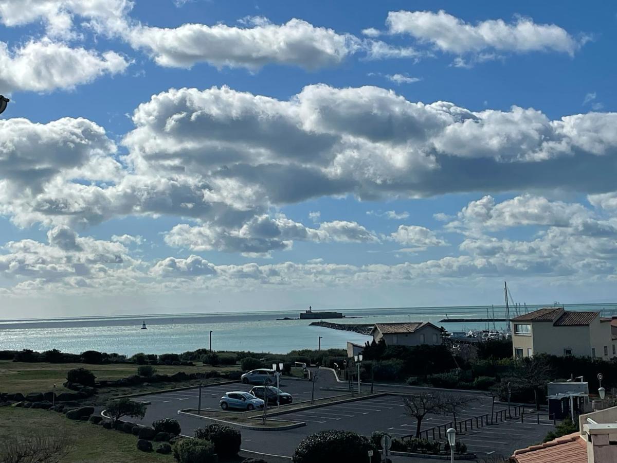 Deluxe Double Room Side Sea View terrace