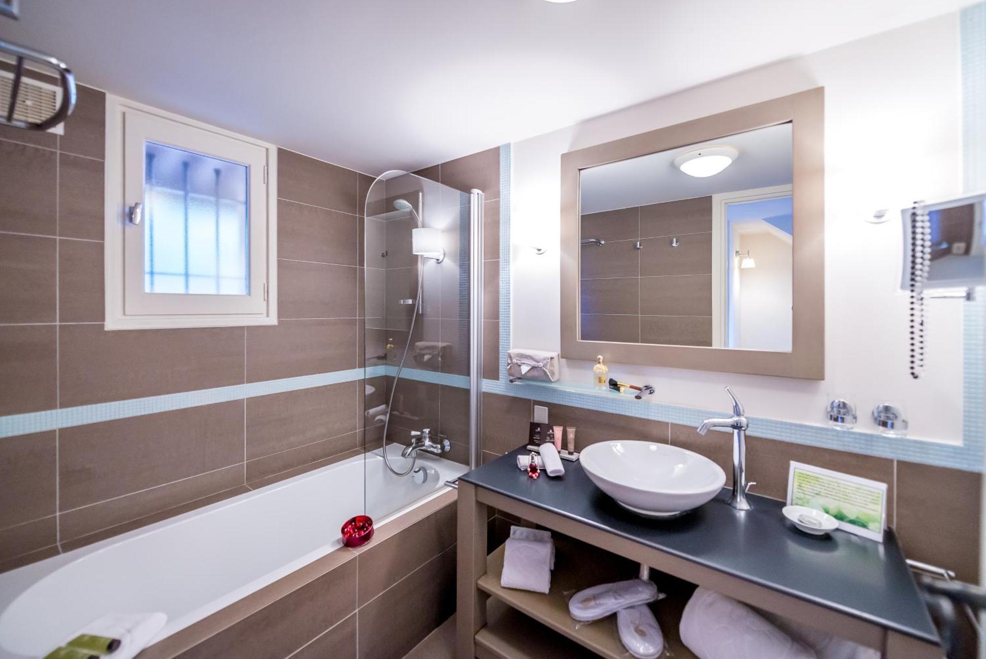 Maisonette-Doppelzimmer mit Terrasse und Zugang zum Spa