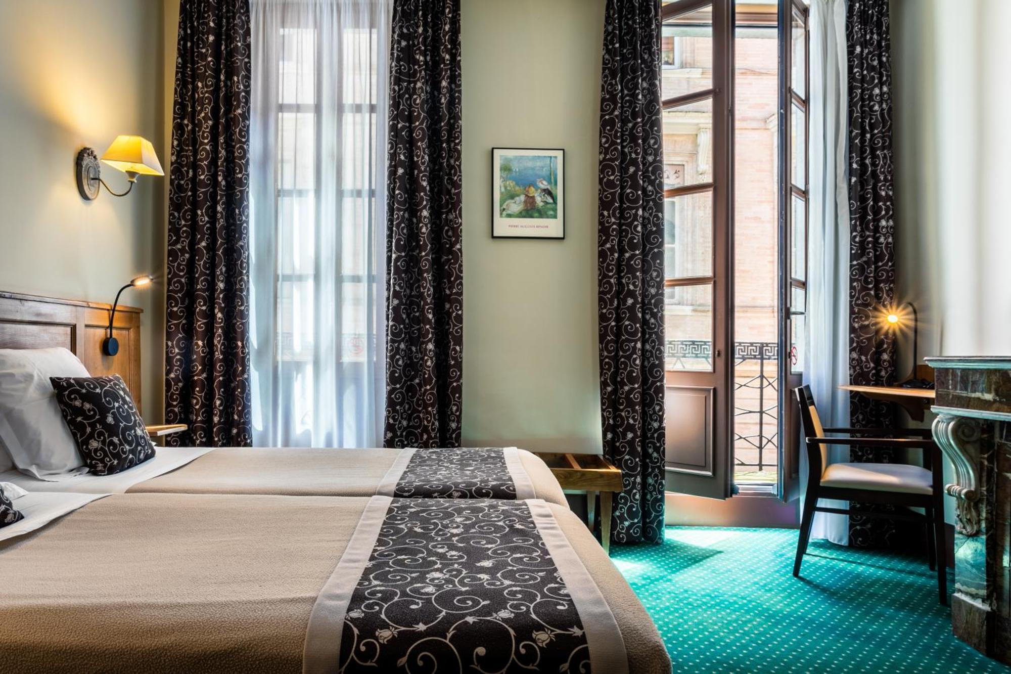 Twin Room