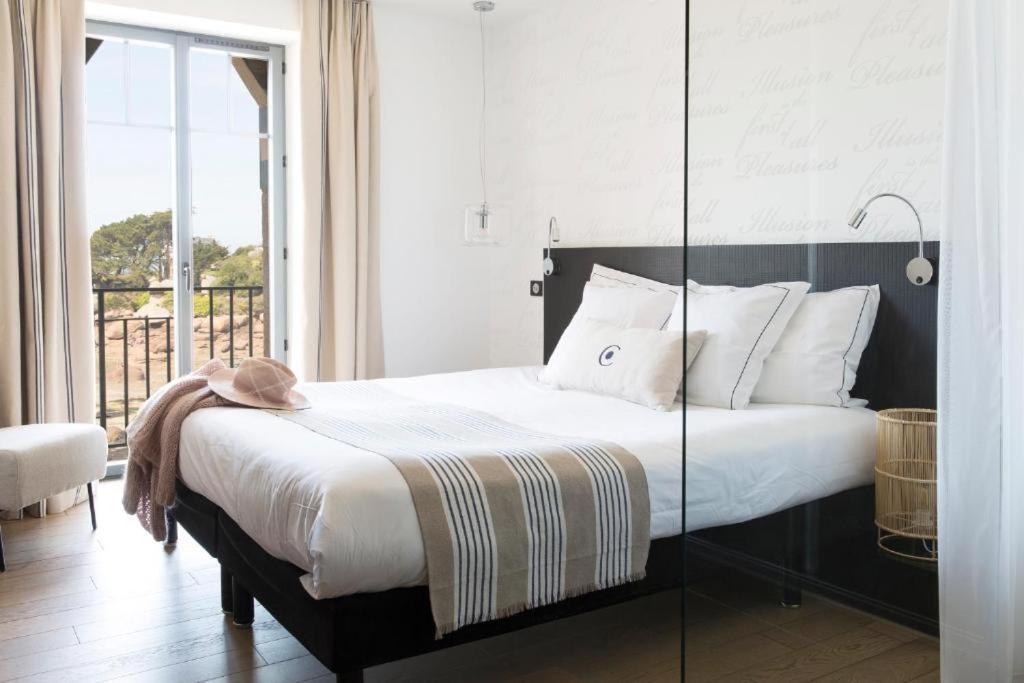 Premium Doppelzimmer mit Balkon und Meerblick