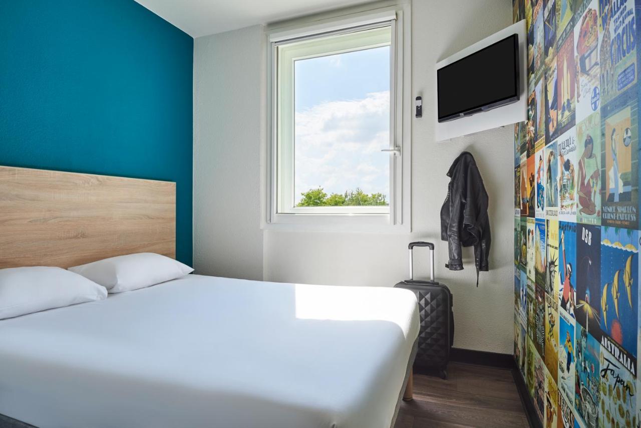 Cabrio Kamer met Eigen Badkamer (2 Volwassenen)