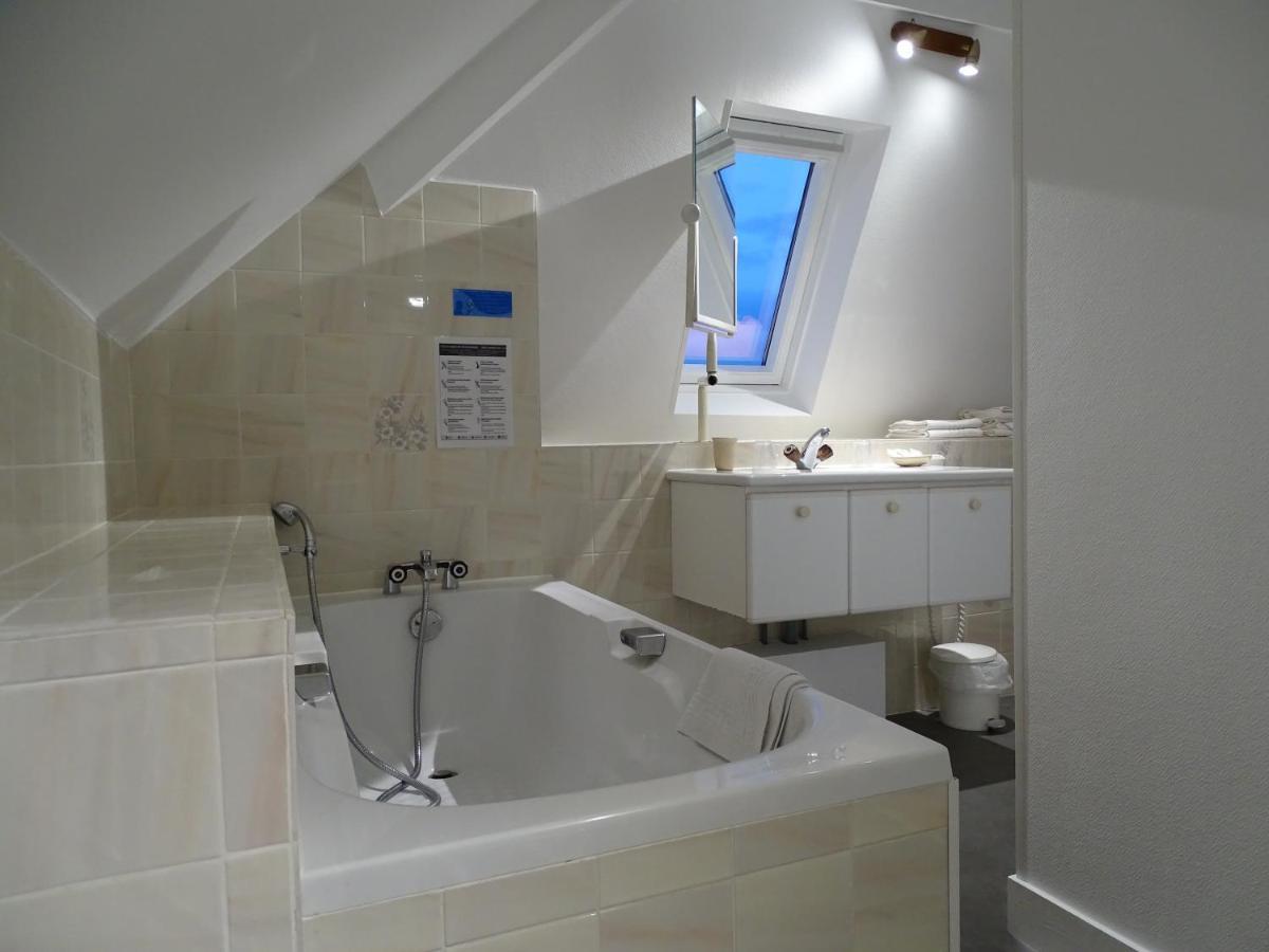 Superior Double Room with Bath and Shower,1396050359:JPEG