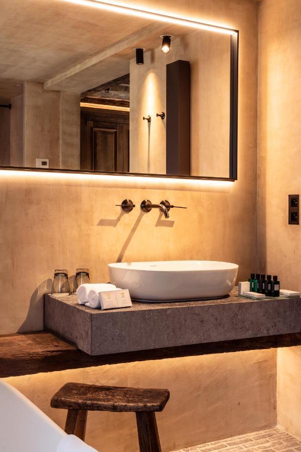 Superior Double Room Walk Shower