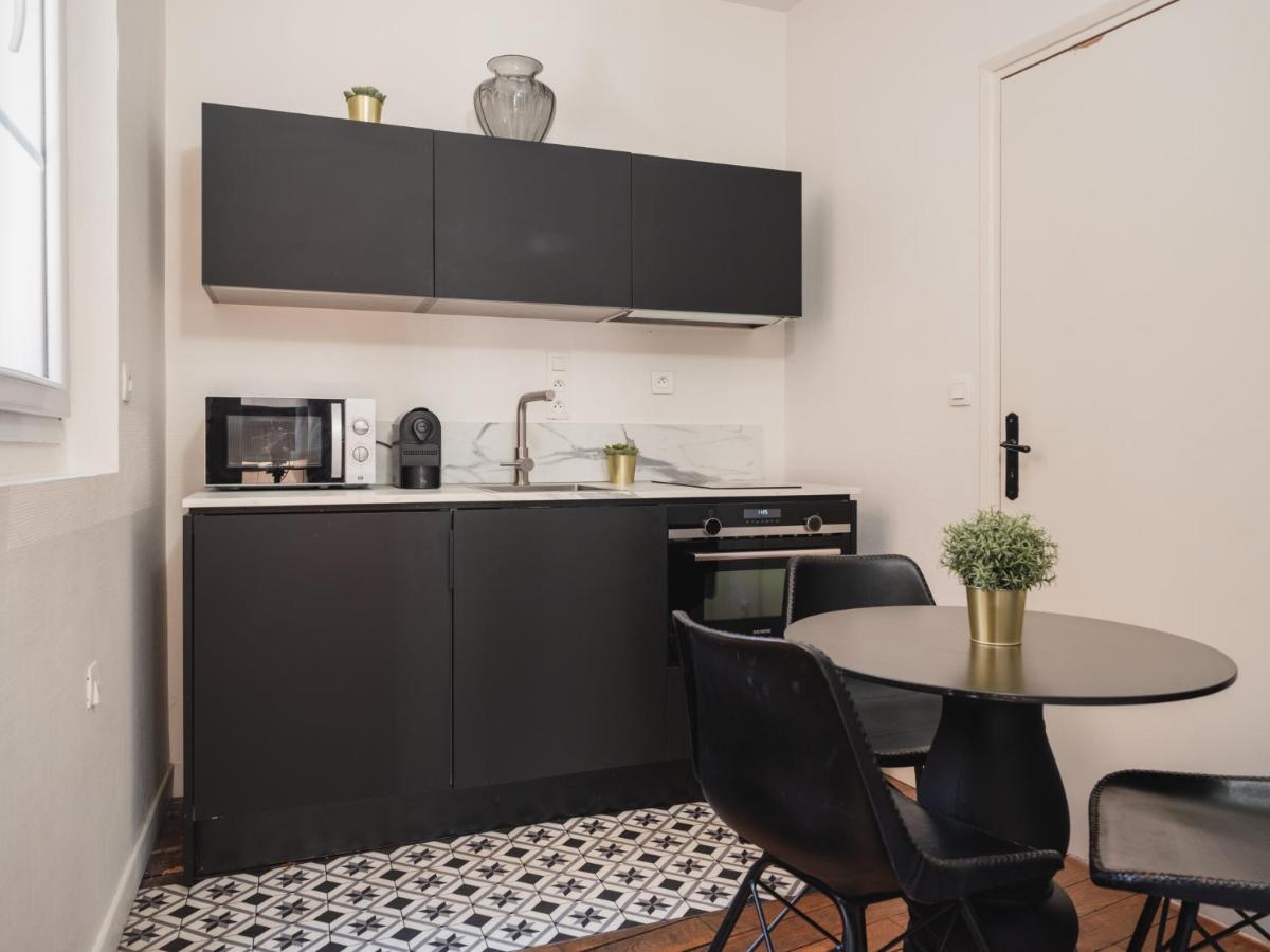 Two-Bedroom Apartment,1257391339:JPEG