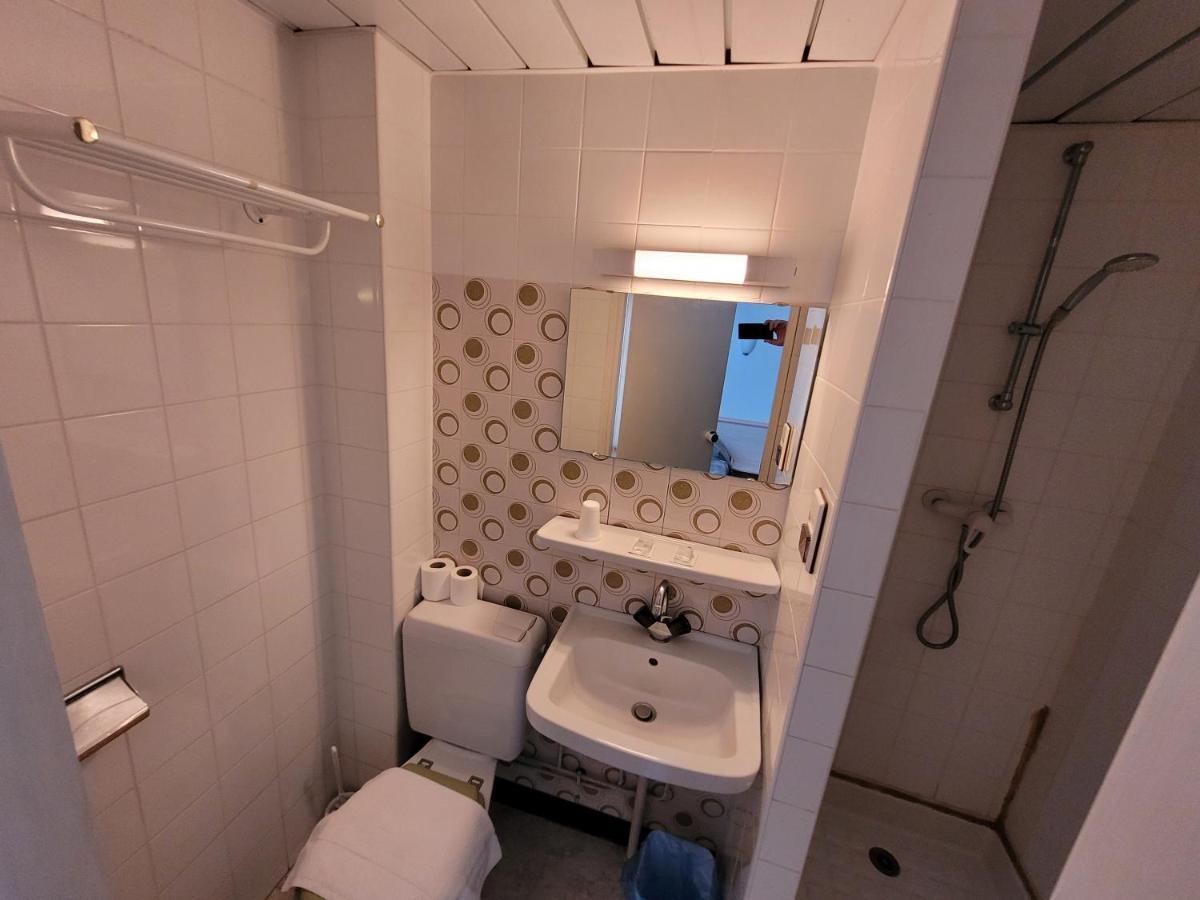 Triple Room,1258267189:JPEG