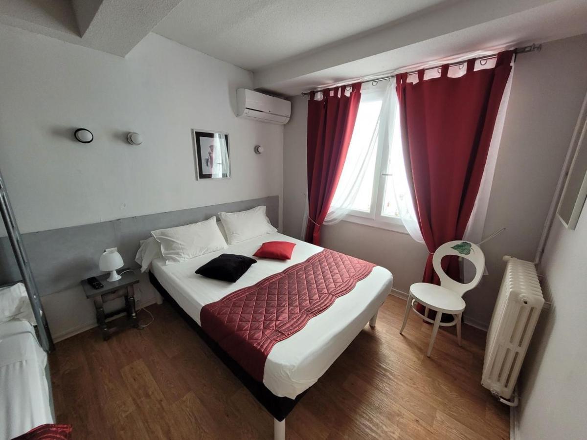 Habitación Cuádruple (2 adultos + 2 niños)