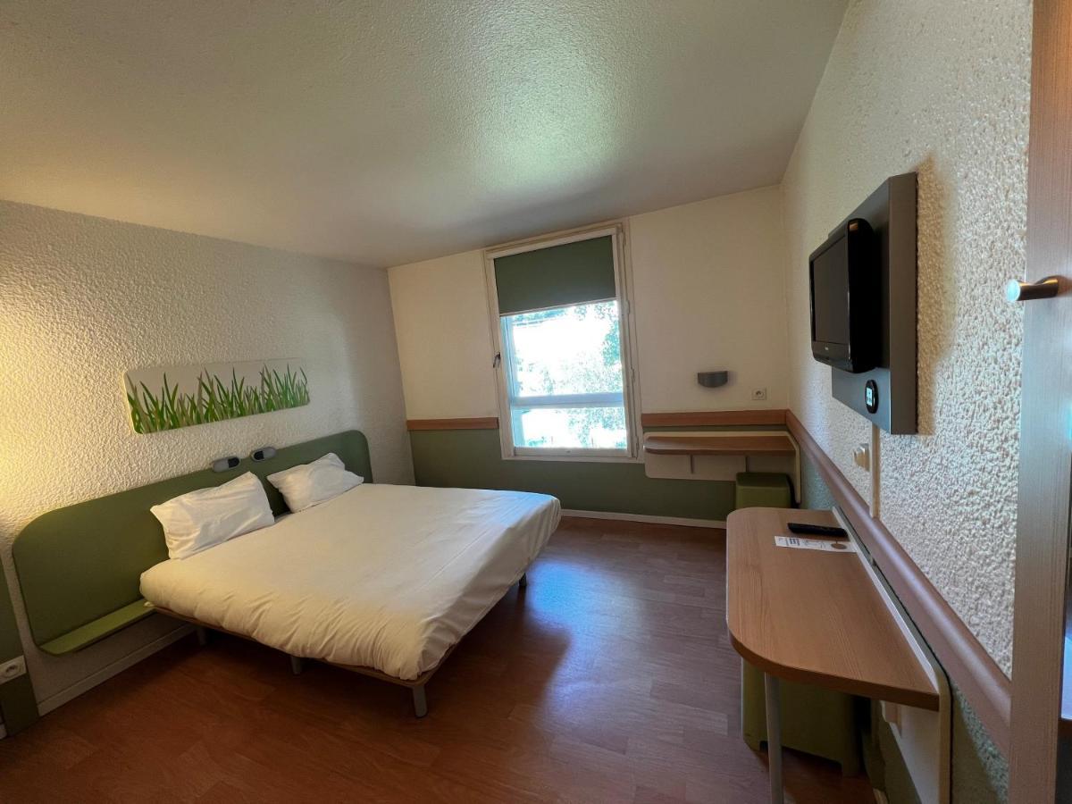 Standard Room,1263703378:JPEG