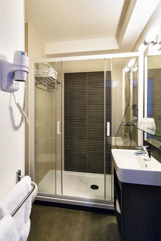 Family Room with Terrace (2 Adults + 2 Children),1662987267:JPEG