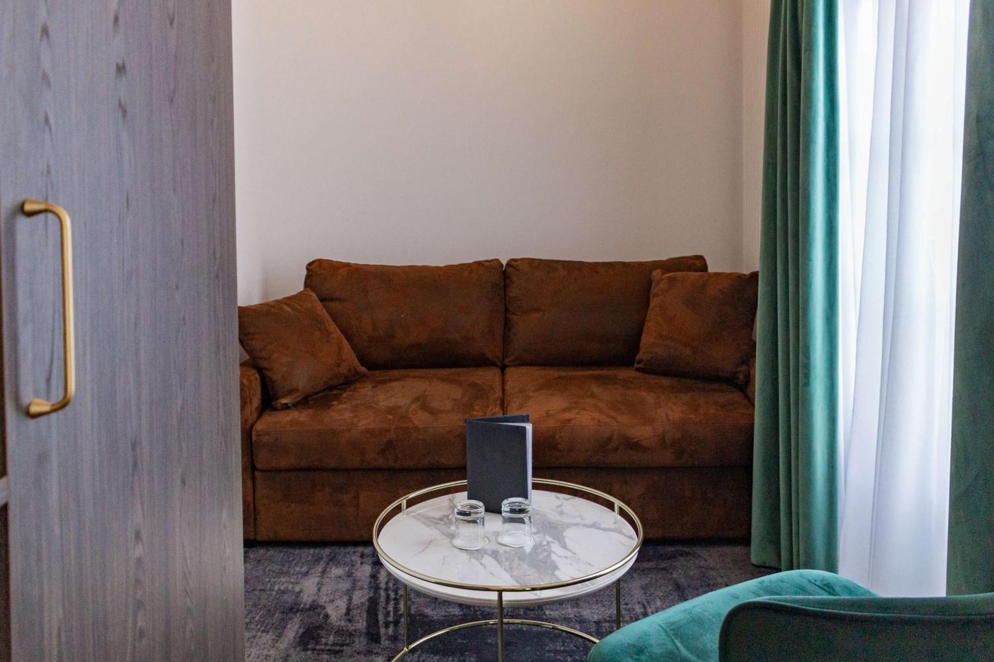 King Room with Sofa Bed