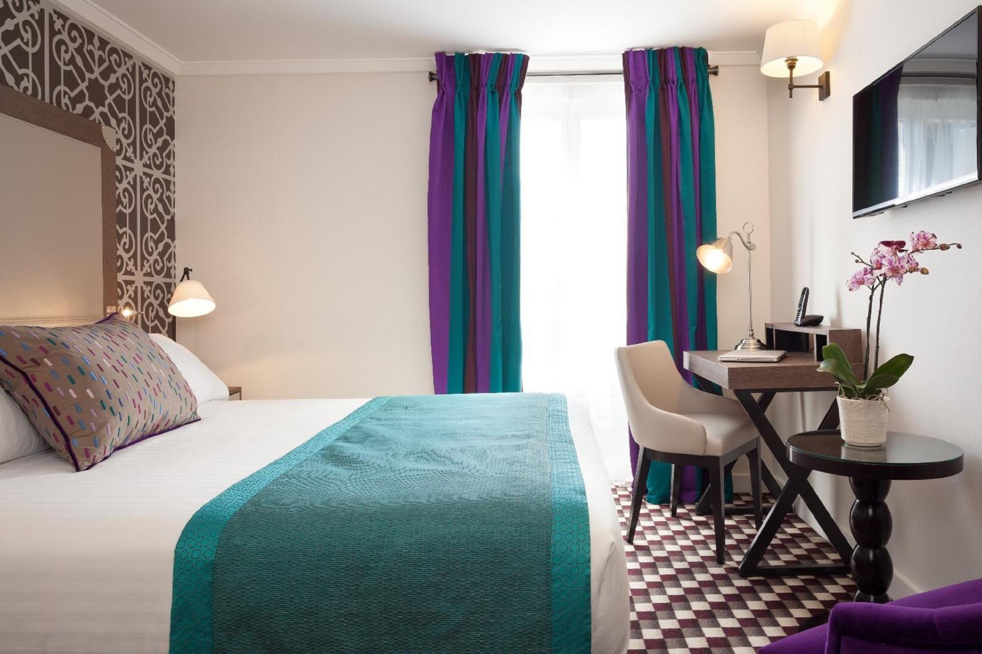 Two Connecting Double Rooms,987185890:JPEG