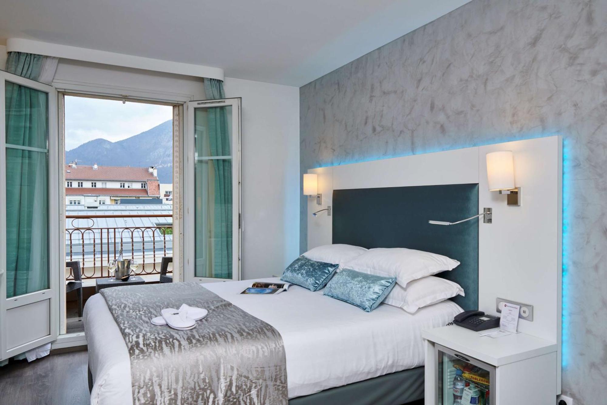 Habitación Confort con cama grande y balcón - No fumadores
