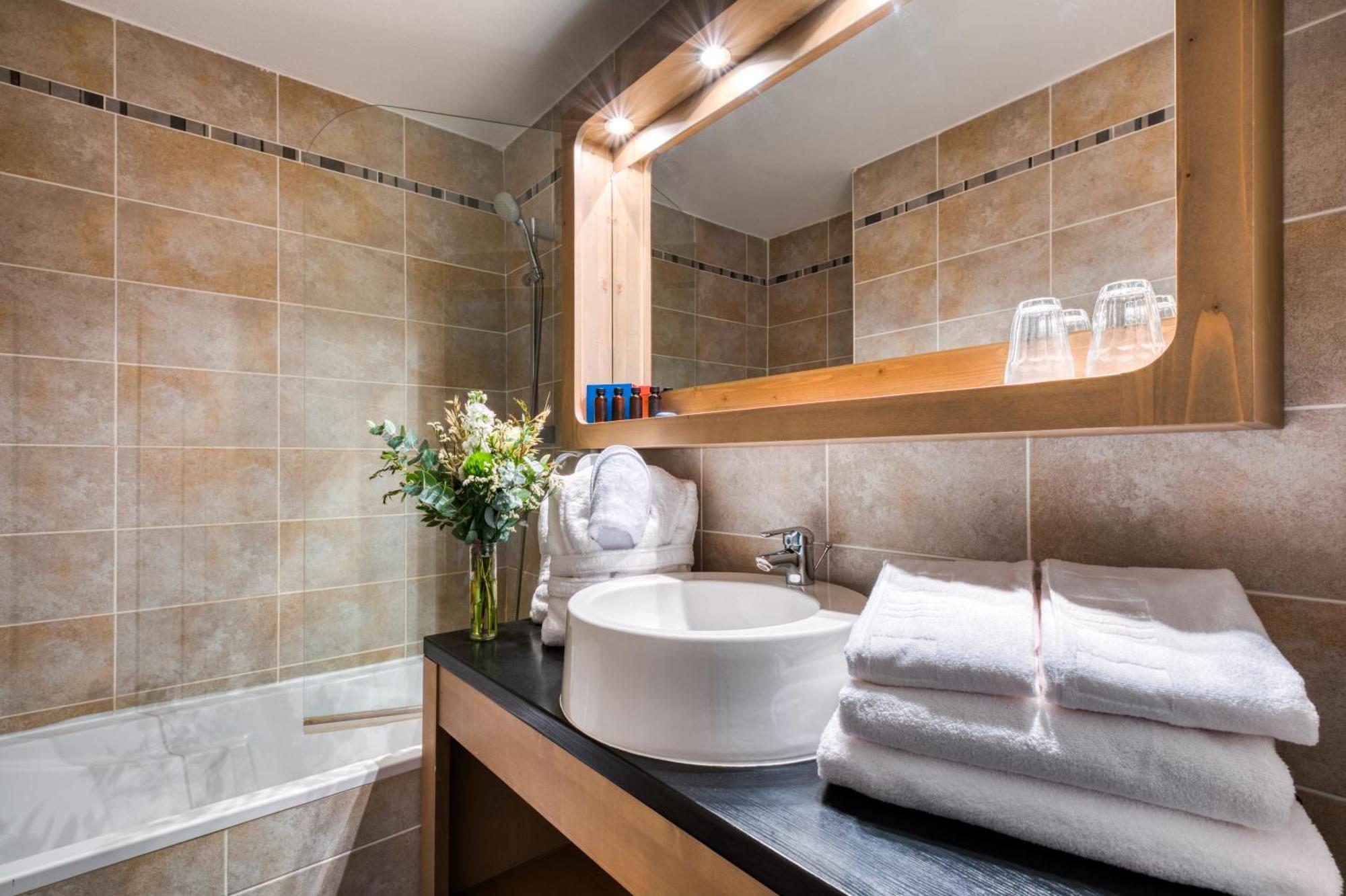 La Chambre de Mamie,1543325410:JPEG