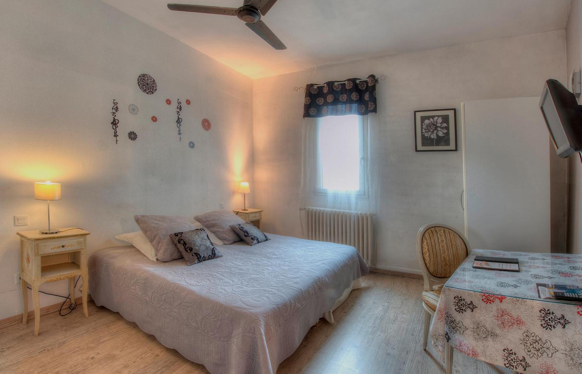 Double Room,1280726641:JPEG