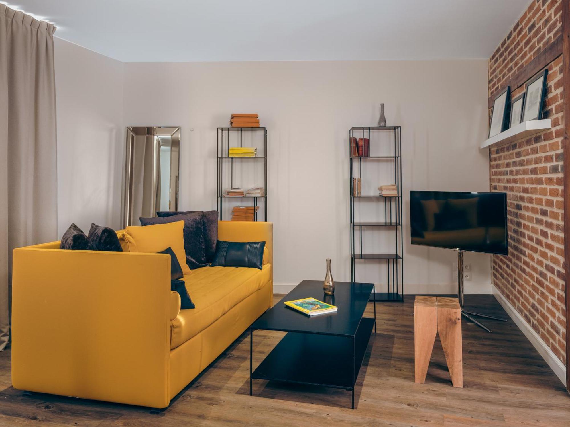 One-Bedroom Apartment Hector