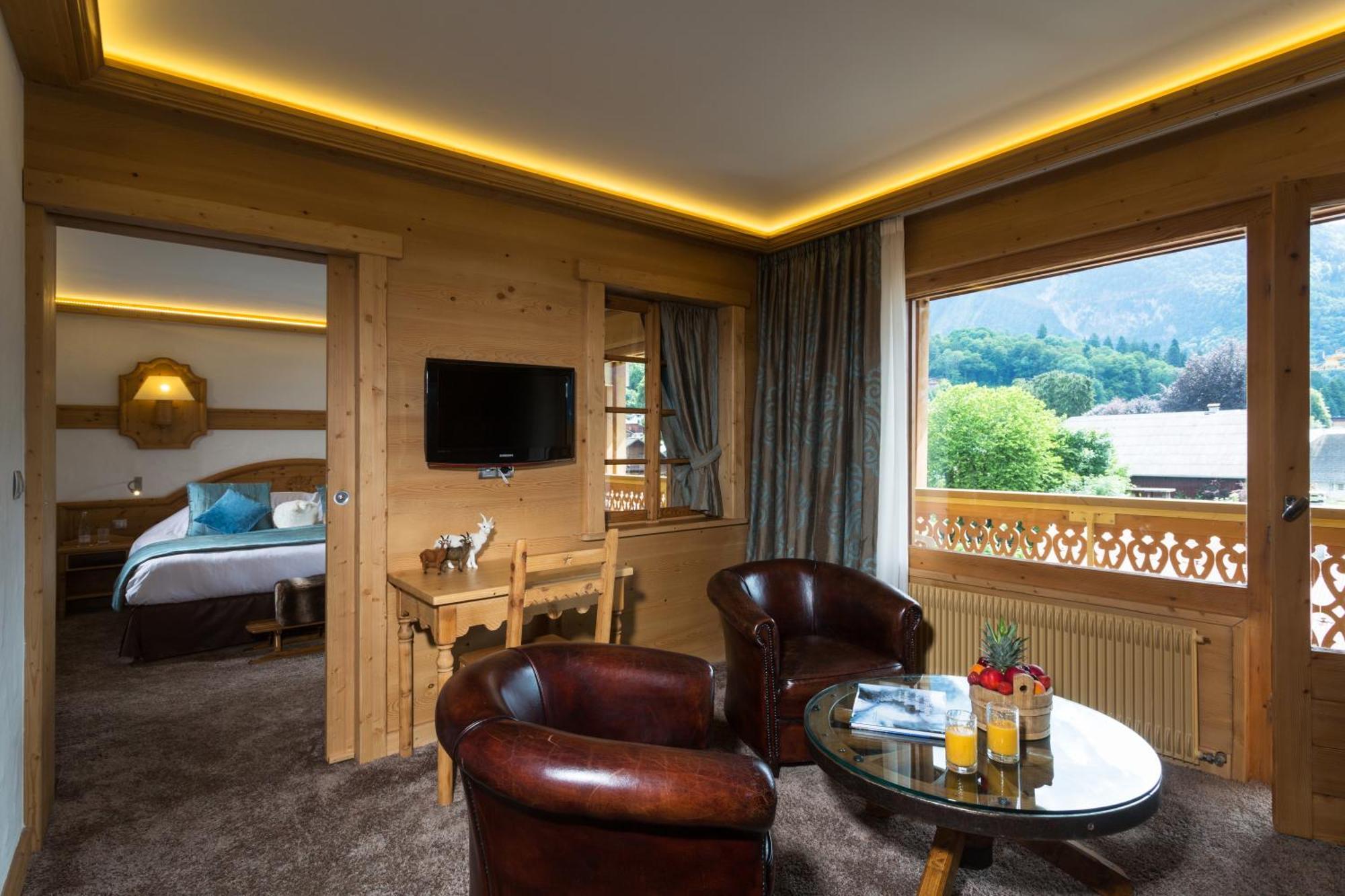 Suite (2 Adults),1281117274:JPEG
