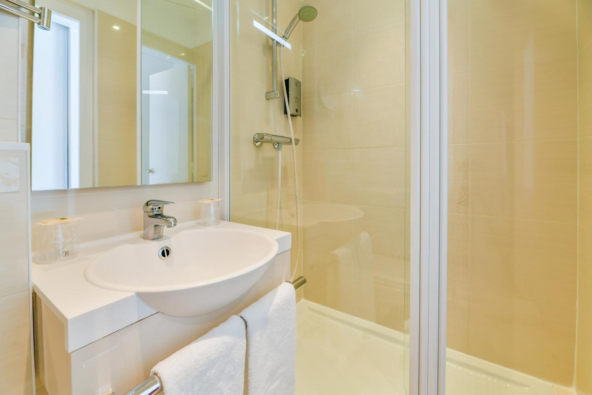 Standard Double Room,1563261850:JPEG