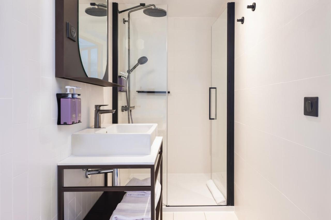Tribe Comfort Suite with One Double Bed and One Sofa Bed