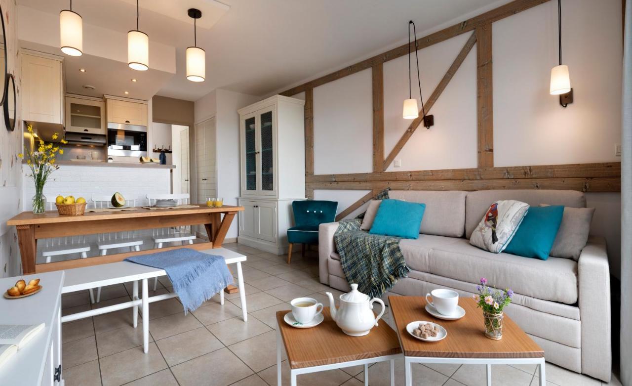 Two-Bedroom Duplex House Terrace