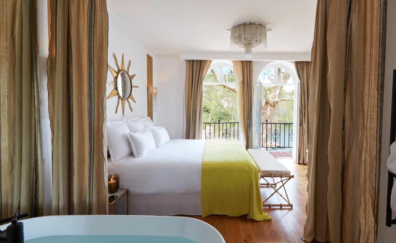 Superior Suite,1300781779:JPEG