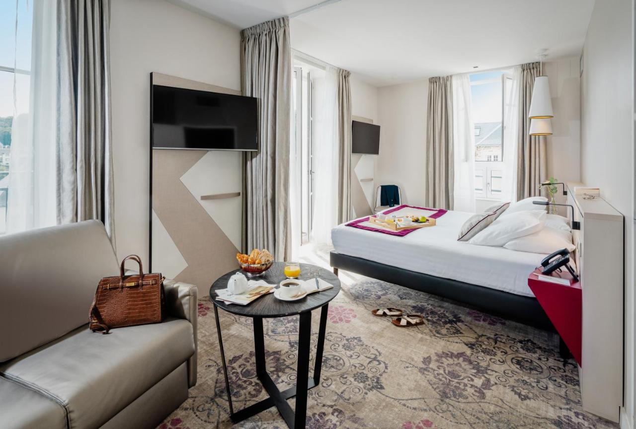 Premium Suite
