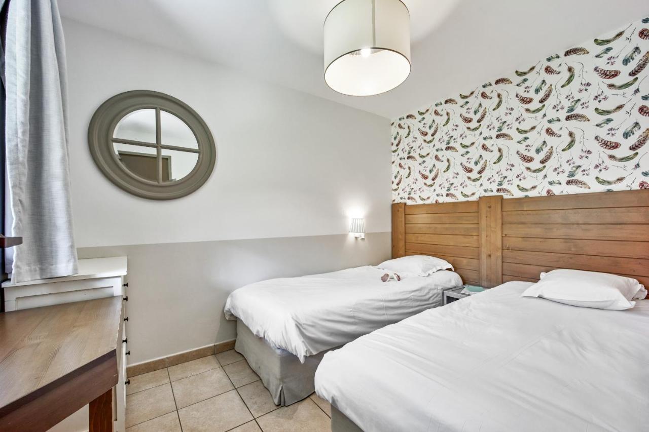 One-Bedroom Duplex Apartment Terrace or Balcony Sea View