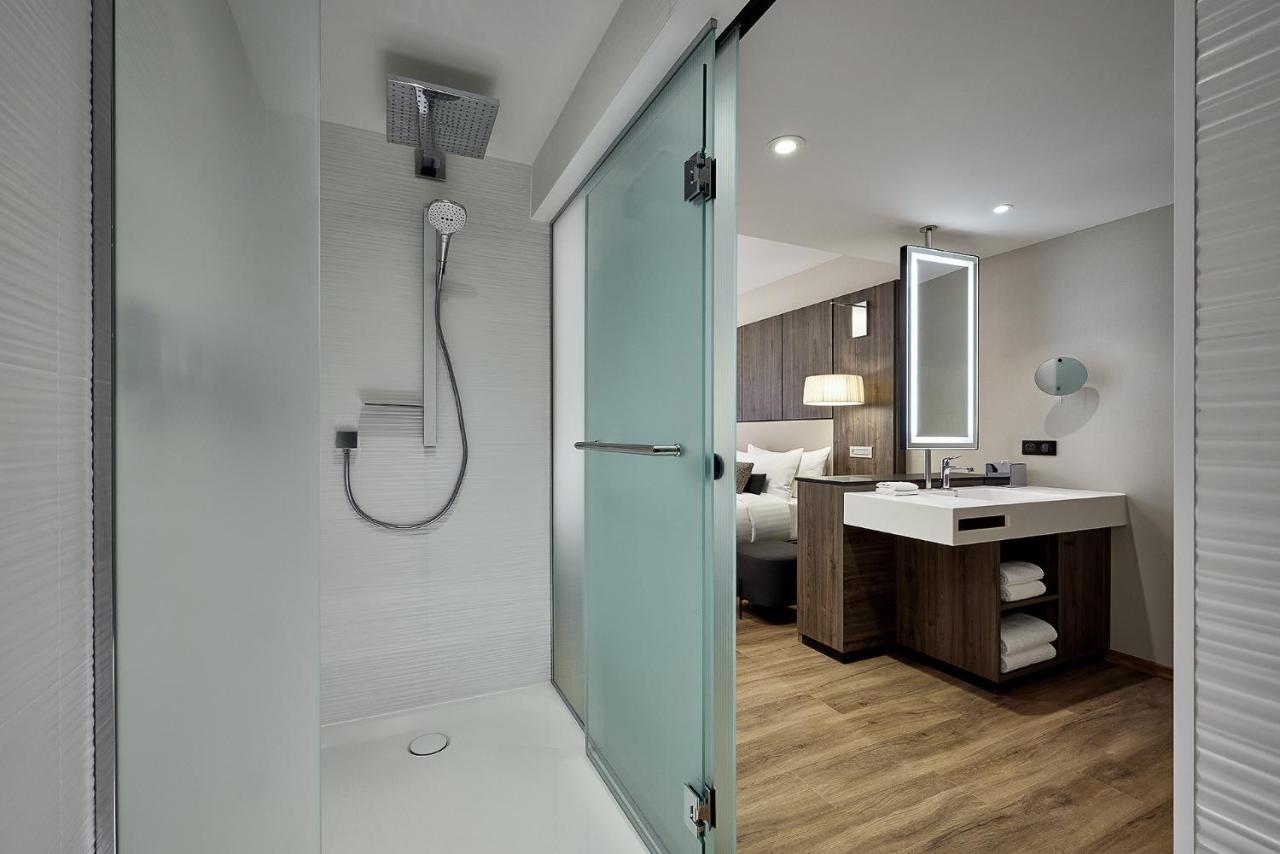 Standard Twin Room,1373368391:JPEG