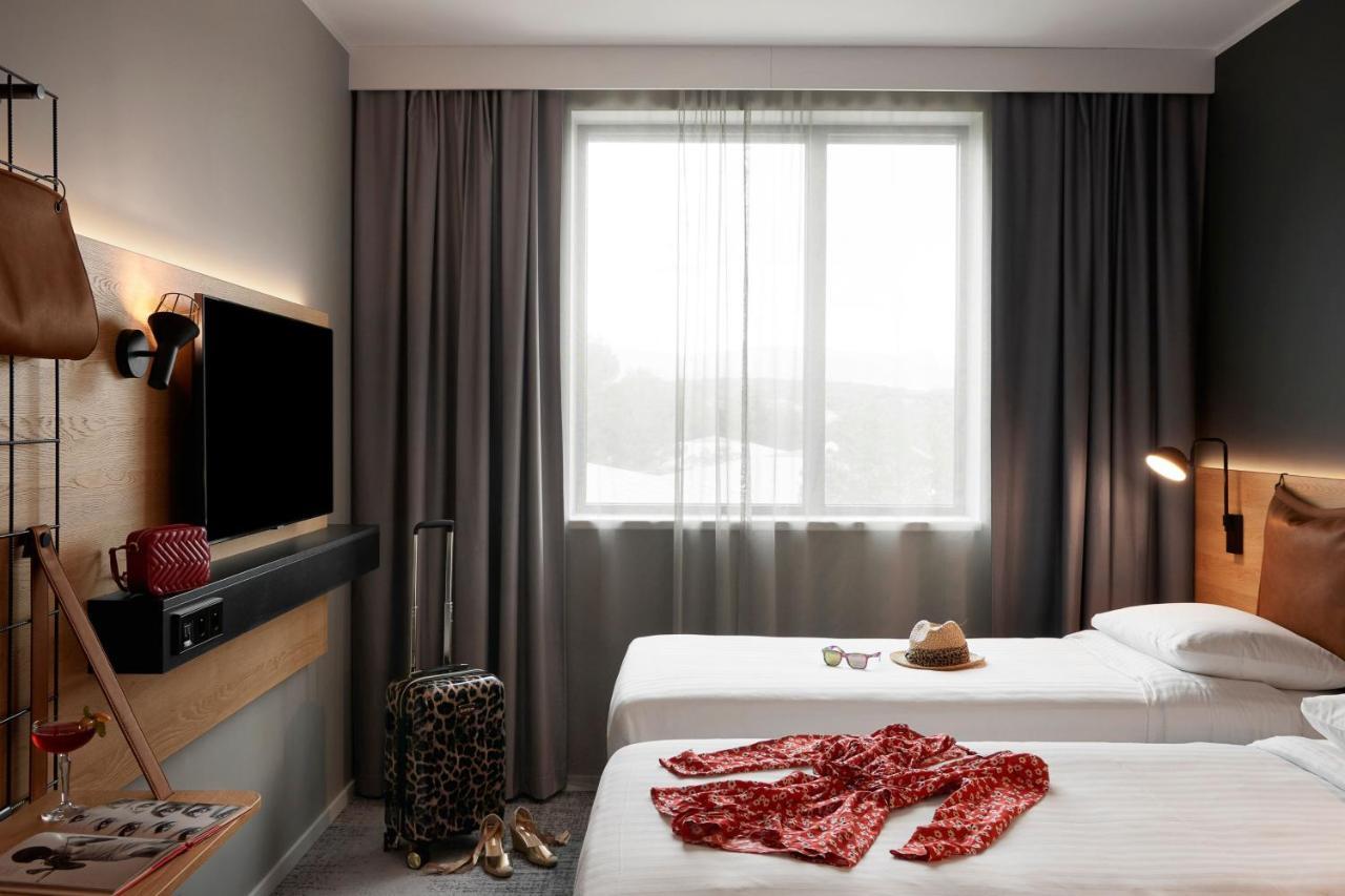 Standard Guest Room with Two Twin Beds,1634477701:JPEG