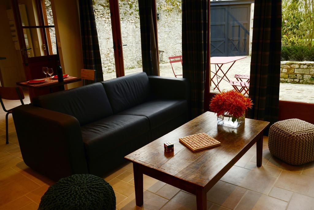 Duplex Apartment,140899683:JPEG