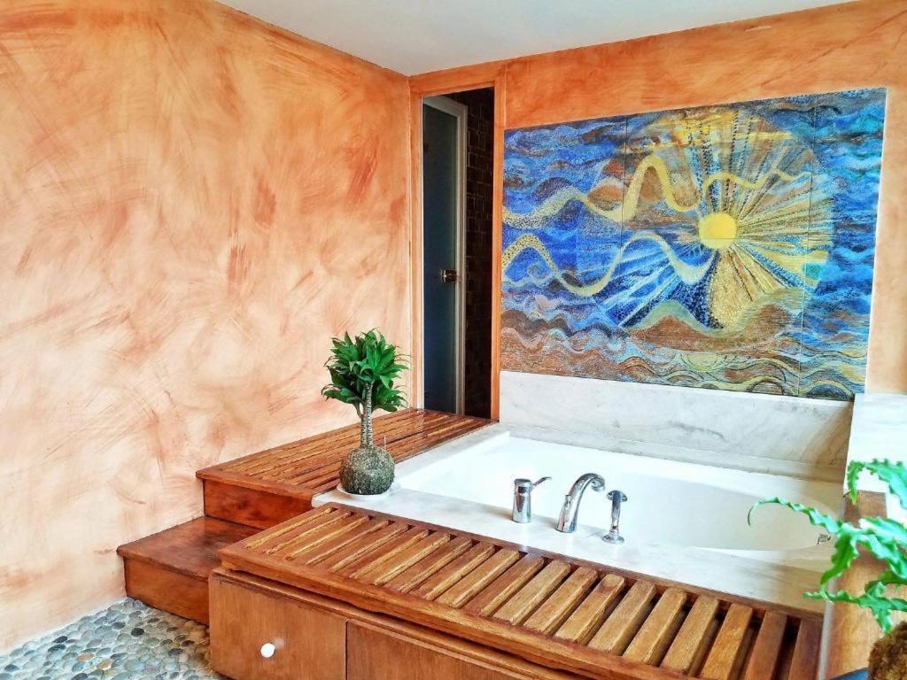 Deluxe Family Suite