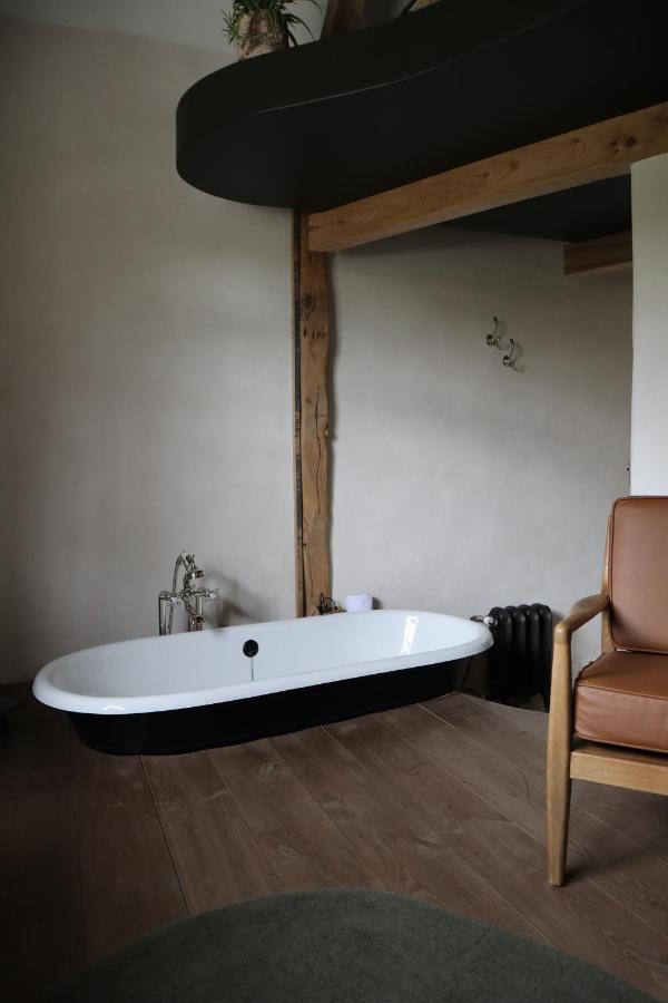 Double Room Bath or Shower